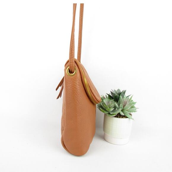 Hobo Leather Fern Saddle Bag - Picture 3 of 7